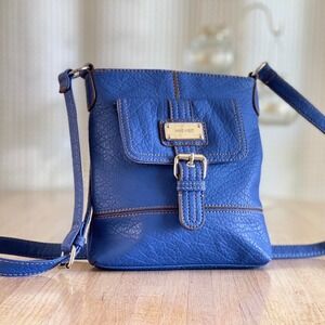 Nine West Crossbody Bag Purse Blue Pebbled Faux Leather Pocketbook Buckle Accent